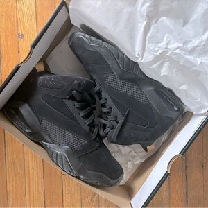 🔥JORDAN LIFT OFF EUC🔥